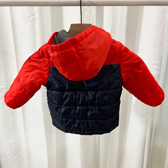 OshKosh B’Gosh Toddler Puffer Hooded Jacket - 24m - Picture 2 of 10